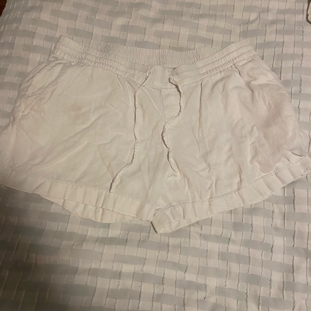 White linen blend shorts